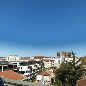 https://appartement-t2-trs-lumineux-pkg.midi-pyreneeshotels.com